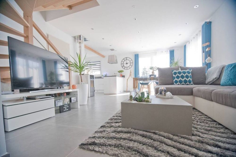 Maisons neuves   Saint-Germain-sur-Rh�ne (74910)