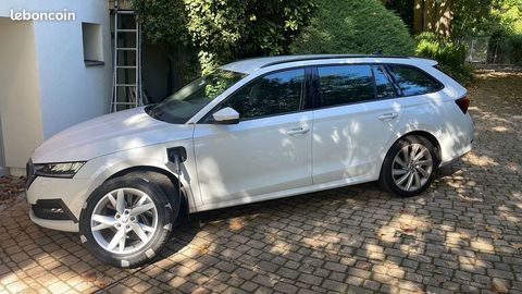 Skoda Octavia Combi 1.4 TSI PHEV iV 204 ch DSG6e Ambition 2021 occasion Fontaines-Saint-Martin 69270