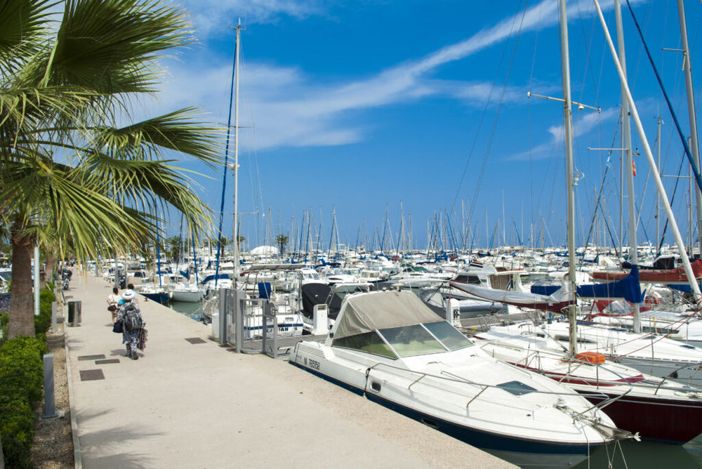   Saint-Laurent-du-Var (06700)