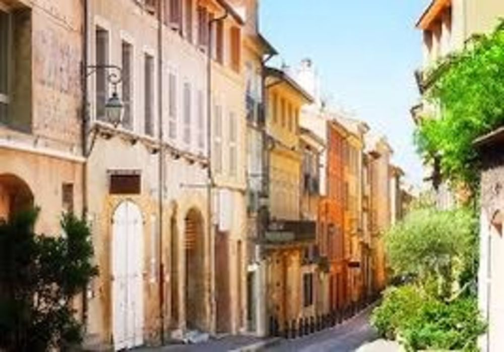   Aix-en-Provence (13100)
