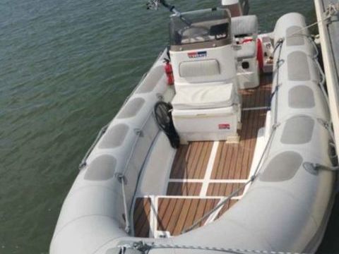 Bateaux &agrave; moteur Pneumatique - Semi-rigide 2003 occasion Barbaste 47230