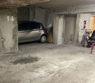  Parking / Garage � louer 10 m�