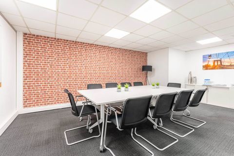 Acc&egrave;s tout inclus &agrave; des espaces de bureau professionnels pour 10 personnes &agrave; Nice City Centre  2388 06000 Nice