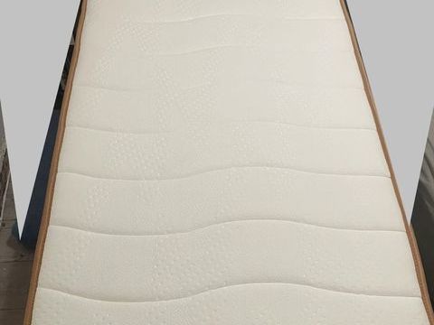 2 matelas 80x200 neufs 150 Mervans (71)
