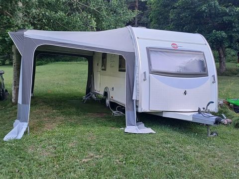 B&Uuml;RSTNER Caravane 2008 occasion Villeneuve 04180