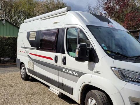 Van am&eacute;nag&eacute; Van am&eacute;nag&eacute; 2014 occasion Ampoign&eacute; 53200