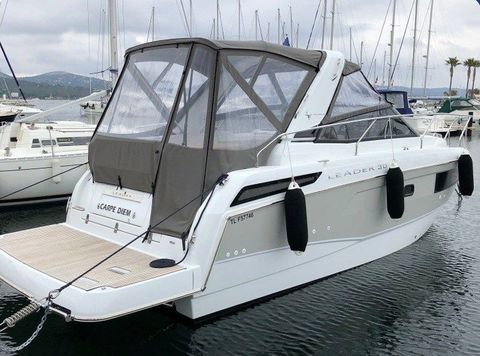 Bateaux &agrave; moteur Vedette - Yacht - Offshore 2019 occasion Saint-Tropez 83990