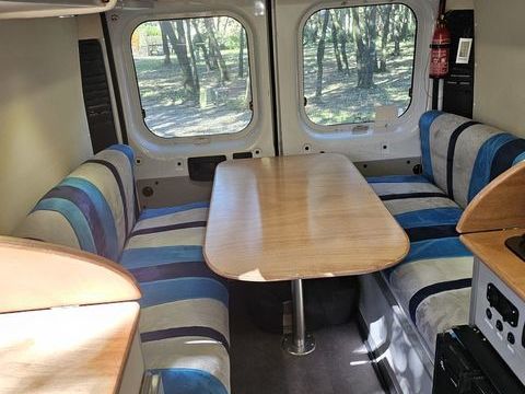 Van am&eacute;nag&eacute; Van am&eacute;nag&eacute; 2021 occasion Uz&egrave;s 30700