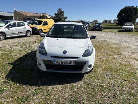 Renault Clio 1,5 DCI bo&icirc;te 6 2009 occasion Bonnac 09100