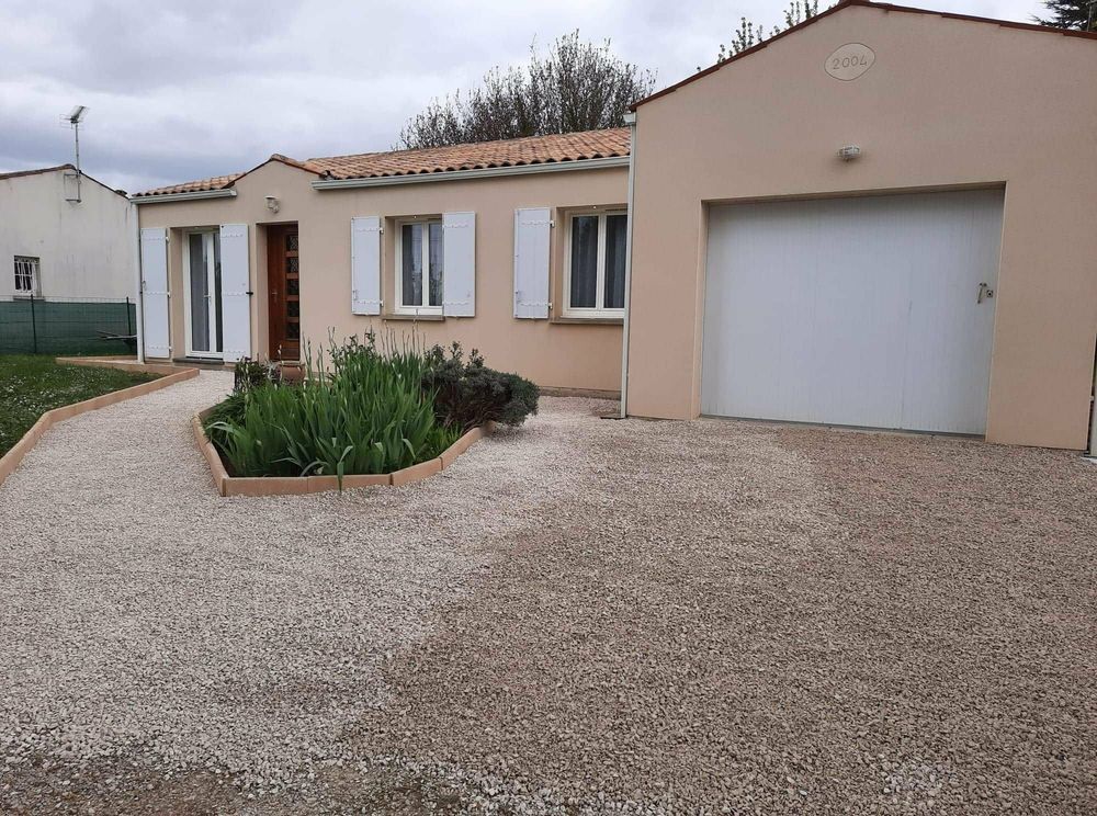 Vente Maison Maison avec jardin Corme-royal