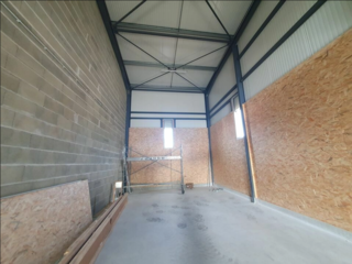  Atelier � louer 2 pi�ces 130 m�