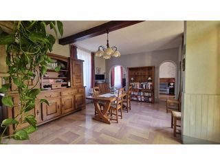  Maison � vendre 10 pi�ces 268 m�