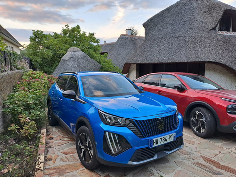 Peugeot 2008 100 S&S BVM6 Allure 2024 occasion Villebon-sur-Yvette 91140