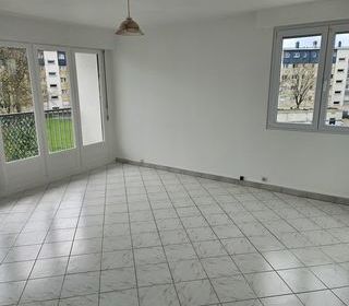  Appartement � louer 4 pi�ces 79 m�