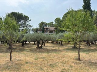  Villa � vendre 15 + pi�ces 500 m�