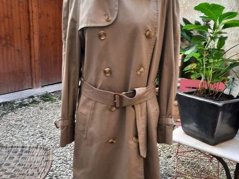 TRENCH BURBERRY MIENTUS AVEC FLEECE POUR HOMME 495 L'Isle-sur-la-Sorgue (84)