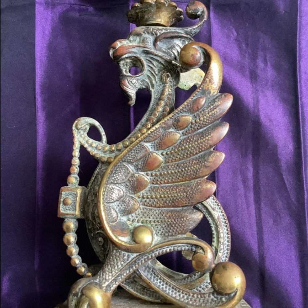 Bougeoir ancien Bronze = Chim&egrave;re ail&eacute;e Décoration
