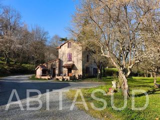  Maison � vendre 5 pi�ces 327 m�