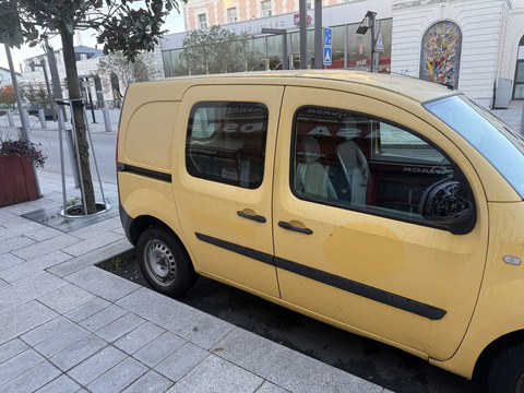 Renault Kangoo Express KANGOO EXPRESS 1.5 DCI 75 ENERGY E6 GENERIQUE 2015 occasion Hendaye 64700