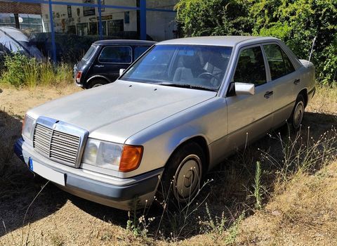 Mercedes Classe E E300 D A 1994 occasion Aups 83630