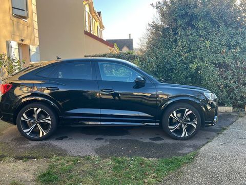 Audi Q3 35 TDI 150 ch S tronic 7 S line 2024 occasion Porcheville 78440