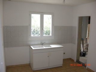  Immeuble � vendre 325 m�