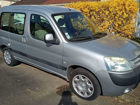 Peugeot Partner PARTNER CA 121 L2 1.6 HDI 90 2003 occasion Saint-Jean-de-Braye 45800