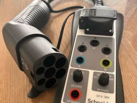 Testeur EVlink de borne AC 500 40700 Hagetmau