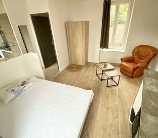  Immeuble � vendre 210 m�