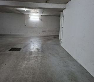 Parking / Garage � louer 11 m�