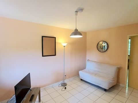   mois courte dur�e tr�s souple sept a juin  ok caf 6pers Appartement - 5 pi�ce(s) - 50 m�