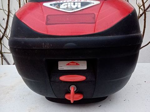 Pi&egrave;ces et &eacute;quipements Moto - Scooter - Quad Pi&egrave;ces et &eacute;quipements Moto - Scooter - Quad  occasion Les Achards 85150