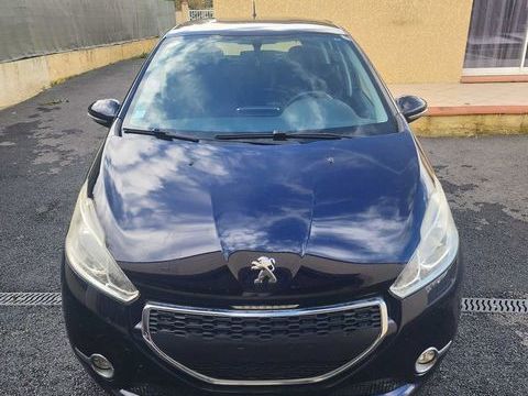 Peugeot 208 1.2 e-VTi 82ch BMP5 Active 2014 occasion Aurad&eacute; 32600