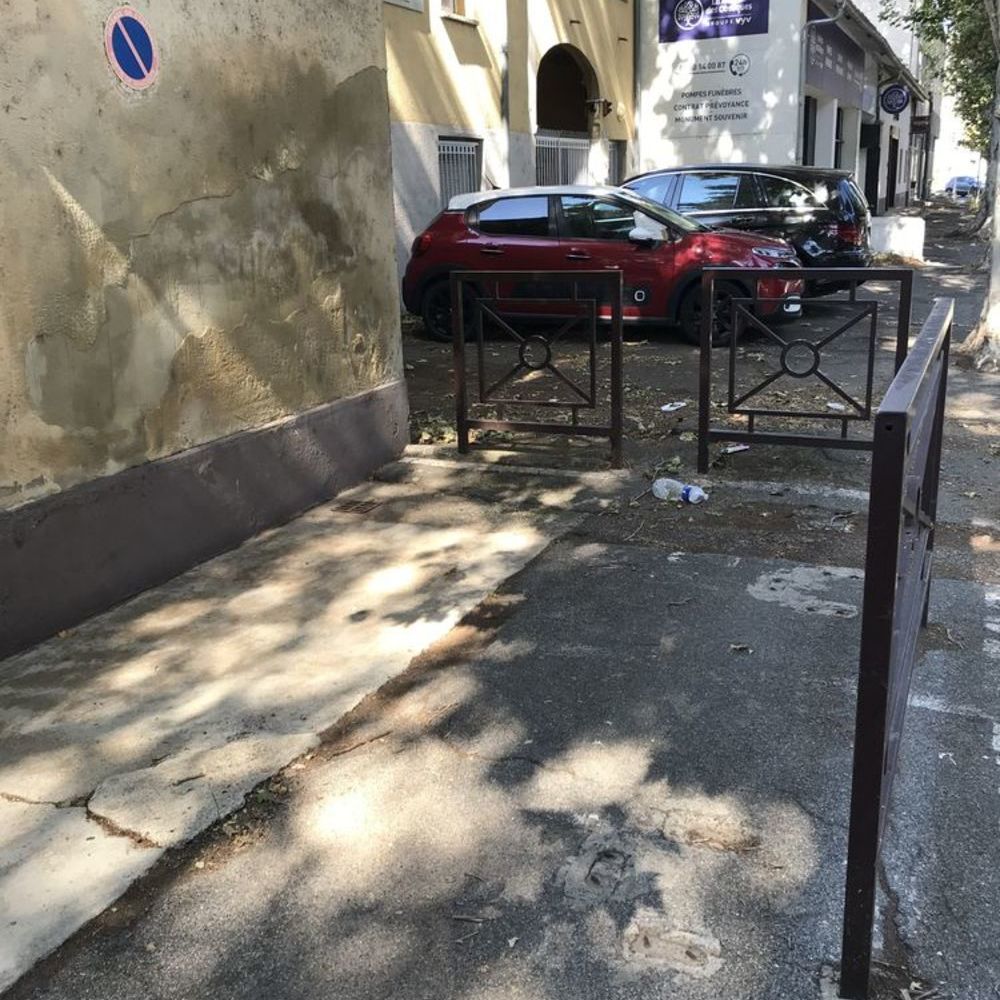 Vente Maison Maison avec e terrasse et garage et parking 2 places Avignon Avignon