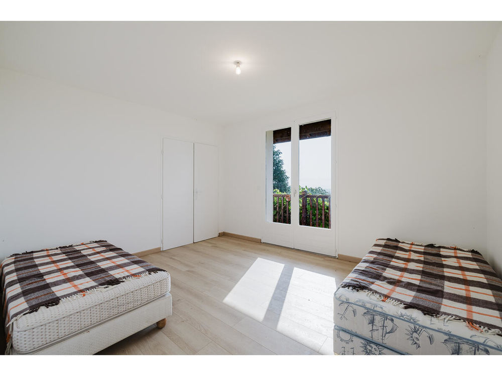 � vendre  Maison �chenevex (01170)