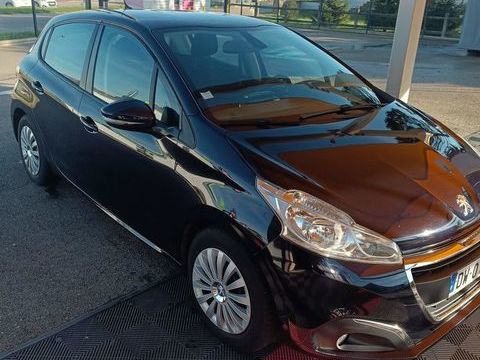 Peugeot 208 1.6 BlueHDi 100ch BVM5 Active 2015 occasion Aumur 39410