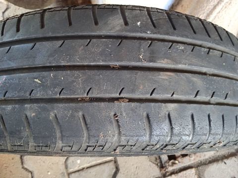 Pi&egrave;ces et &eacute;quipements Voiture Pi&egrave;ces et &eacute;quipements Voiture  occasion &Eacute;guilles 13510