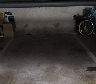  Parking / Garage � louer 12 m�