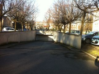  Parking / Garage � louer 12 m�
