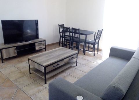   T2 meubl� de 32 m2 � Cuers  Appartement - 2 pi�ce(s) - 32 m�