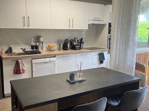   ? T3 avec box + cellier ? R�sidence s�curis�e - 93800  Appartement - 3 pi�ce(s) - 66 m�