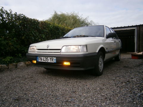 Renault R21 21 GTS 1989 occasion Puchevillers 80560