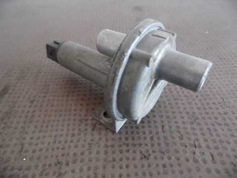 Pi&egrave;ces et &eacute;quipements Voiture Pi&egrave;ces et &eacute;quipements Voiture  occasion Bons-en-Chablais 74890