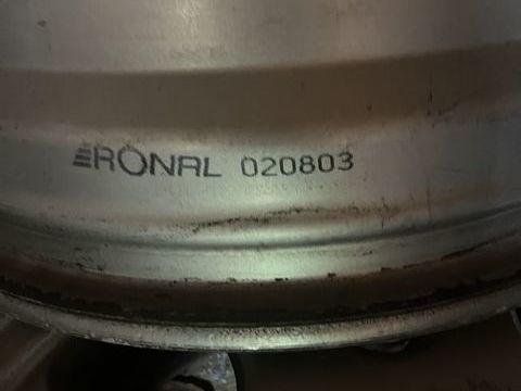 Pi&egrave;ces et &eacute;quipements Voiture Pi&egrave;ces et &eacute;quipements Voiture  occasion Gond-Pontouvre 16160