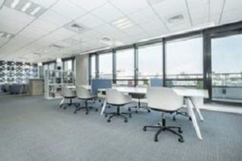 Acc&egrave;s tout inclus aux espaces de coworking &agrave; Alfortville, Stop & Work Alfortville 268 94140 Alfortville