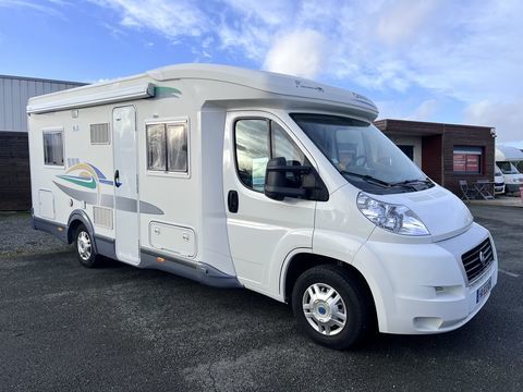 CHAUSSON Camping car 2007 occasion Saint-M&eacute;dard-d'Aunis 17220
