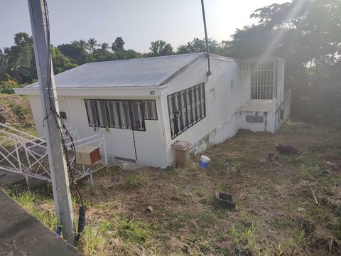   � Thomas Bouillante Maison individuelle meubl�e Maison - 4 pi�ce(s) - 120 m�