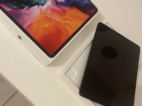 IPad Pro 12.9 2020 4 gnration 900 Belfort (90)