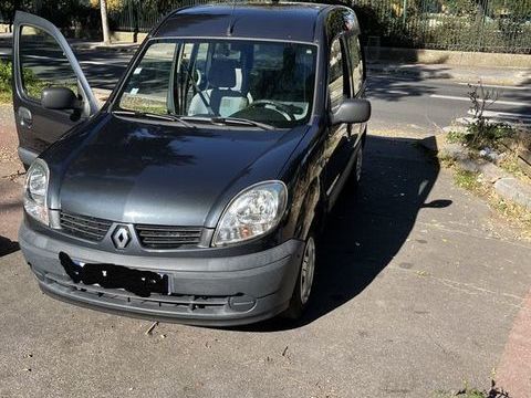 Renault Kangoo 1.5 dCi 105 eco2 Expression 2009 occasion Paris 75018