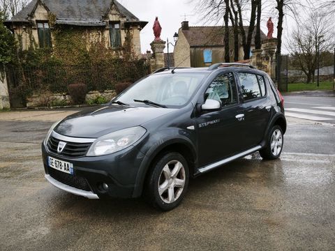 Dacia Sandero 1.5 dCi 70 eco2 Laur&eacute;ate 2010 occasion Argenteuil 95100